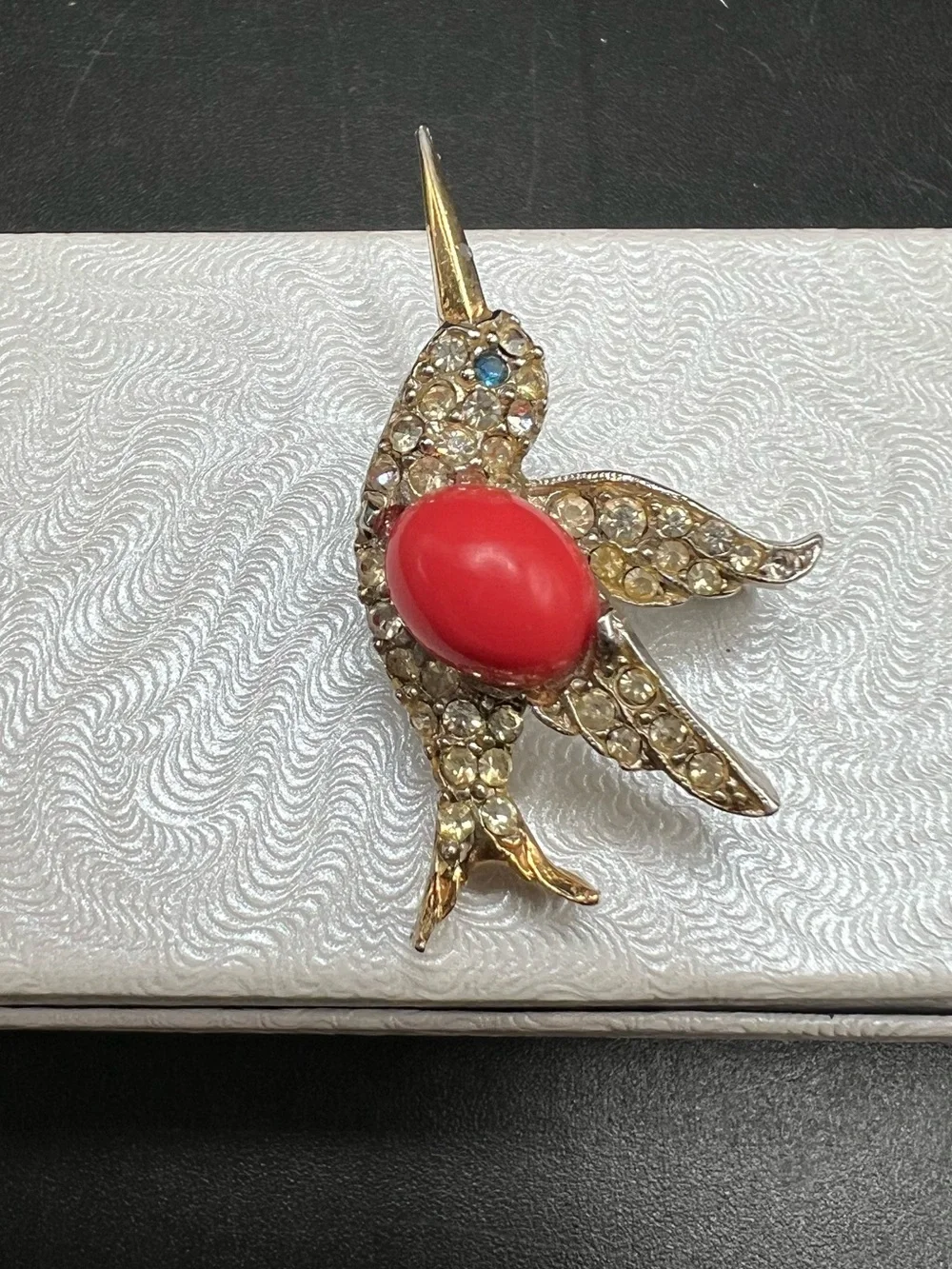 Vintage PELL Hummingbird Brooch Gold Tone Rhinestone Coral Cabochon Signed
